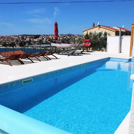 Helles Mit Balkon Und Meerblick Apartment Trogir